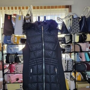 Michael Kors Women's Embossed Faux-Fur-Trim Hooded Puffer Vest In Black Size M